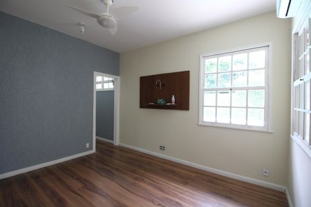 Casa de condomínio à venda com 360m², 4 quartos e 3 vagasQuarto 3