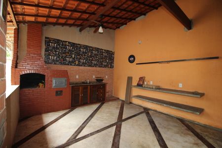 Casa de condomínio à venda com 360m², 4 quartos e 3 vagasChurrasqueira