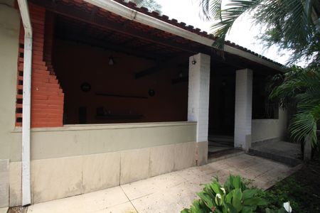 Casa de condomínio à venda com 360m², 4 quartos e 3 vagasChurrasqueira