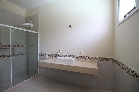 Casa de condomínio à venda com 360m², 4 quartos e 3 vagasQuarto 3 - Suíte