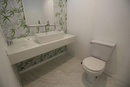 Casa de condomínio à venda com 360m², 4 quartos e 3 vagasLavabo