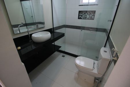 Casa de condomínio à venda com 360m², 4 quartos e 3 vagasQuarto 4 - Suíte