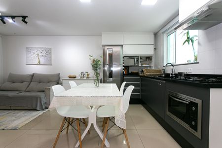 Cozinha de apartamento à venda com 2 quartos, 42m² em Chácara Califórnia, São Paulo