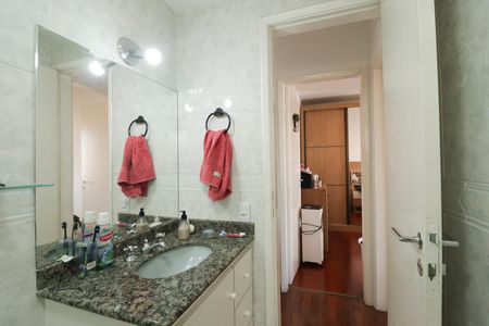 Apartamento à venda com 69m², 2 quartos e 1 vagaBanheiro 