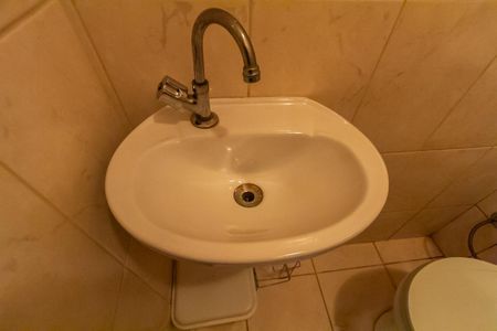 Casa à venda com 146m², 3 quartos e 1 vagaBanheiro de serviço