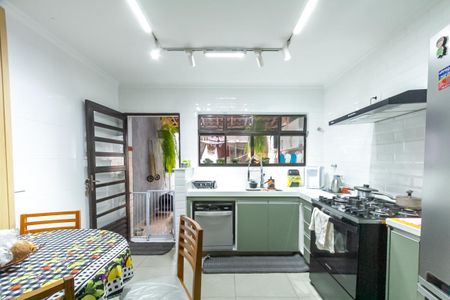 Casa à venda com 146m², 3 quartos e 1 vagaCozinha