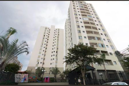 Apartamento à venda com 58m², 2 quartos e 1 vaga Apartamento à venda com 58m², 2 quartos e 1 vagaFachada
