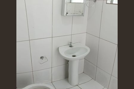 Casa para alugar com 56m², 2 quartos e sem vagaBanheiro