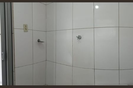 Casa para alugar com 56m², 2 quartos e sem vagaBanheiro