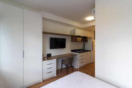 Quarto de kitnet/studio para alugar com 1 quarto, 26m² em Campo Belo, São Paulo