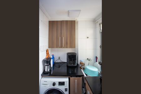 Apartamento à venda com 58m², 3 quartos e 1 vagaÁrea de Serviço