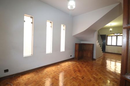 Sala de casa para alugar com 3 quartos, 259m² em Vila Palmares, Santo André