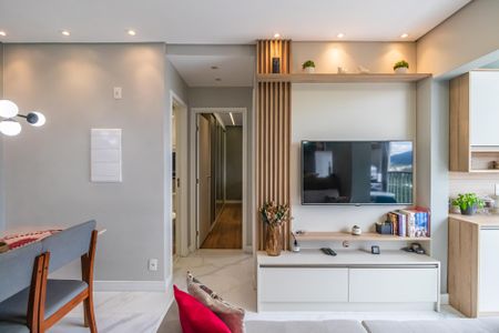 Apartamento para alugar com 2 quartos, 52m² em Alphaville Empresarial, Barueri