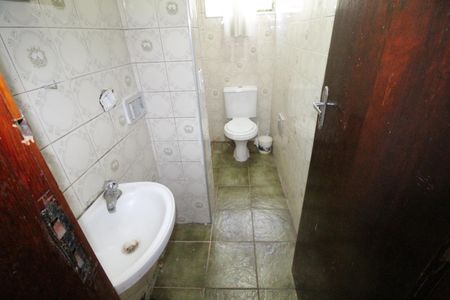 Banheiro de apartamento para alugar com 2 quartos, 40m² em Vila Industrial, São José dos Campos