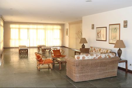 Apartamento para alugar com 55m², 1 quarto e 1 vagaSalão de Festas