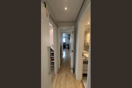 Apartamento à venda com 90m², 3 quartos e 2 vagasCorredor