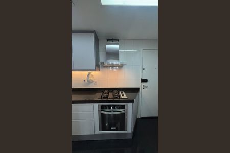 Apartamento à venda com 90m², 3 quartos e 2 vagasCozinha