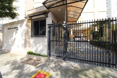 Apartamento para alugar com 65m², 2 quartos e 1 vagaPortaria