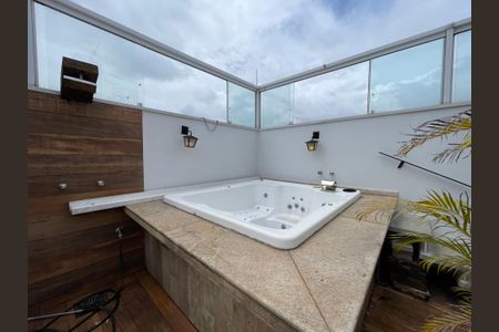 Apartamento para alugar com 175m², 2 quartos e 2 vagasCobertura