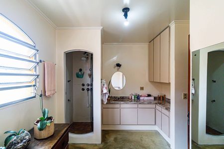 Casa à venda com 400m², 4 quartos e 4 vagas Casa à venda com 400m², 4 quartos e 4 vagasSuite 01 - Banheiro