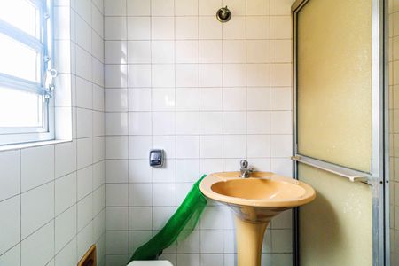 Casa à venda com 400m², 4 quartos e 4 vagas Casa à venda com 400m², 4 quartos e 4 vagasEdícula - Banheiro Suite