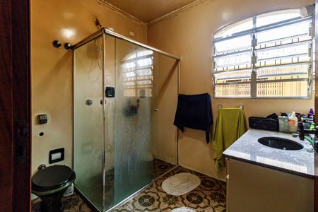 Casa à venda com 400m², 4 quartos e 4 vagas Casa à venda com 400m², 4 quartos e 4 vagasBanheiro social