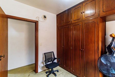 Casa à venda com 400m², 4 quartos e 4 vagas Casa à venda com 400m², 4 quartos e 4 vagasSuite 02