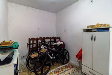 Casa à venda com 400m², 4 quartos e 4 vagas Casa à venda com 400m², 4 quartos e 4 vagasEdícula - Suite