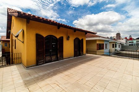 Casa à venda com 400m², 4 quartos e 4 vagas Casa à venda com 400m², 4 quartos e 4 vagasVaranda quartos