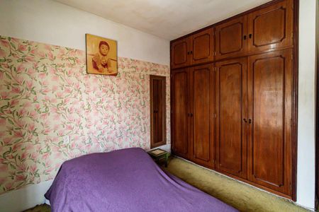 Casa à venda com 400m², 4 quartos e 4 vagas Casa à venda com 400m², 4 quartos e 4 vagasQuarto 01