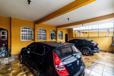 Casa à venda com 400m², 4 quartos e 4 vagas Casa à venda com 400m², 4 quartos e 4 vagasGaragem