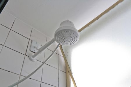 Banheiro de apartamento para alugar com 2 quartos, 47m² em Itaberaba, São Paulo