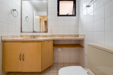 Apartamento à venda com 120m², 3 quartos e 3 vagasBanheiro Corredor