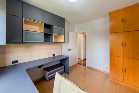 Apartamento à venda com 120m², 3 quartos e 3 vagasQuarto 1 - Escritório