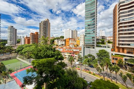 Apartamento à venda com 120m², 3 quartos e 3 vagasVaranda da Sala - Vista