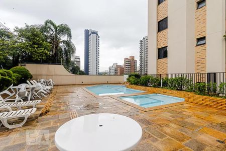 Apartamento à venda com 120m², 3 quartos e 3 vagasPiscina