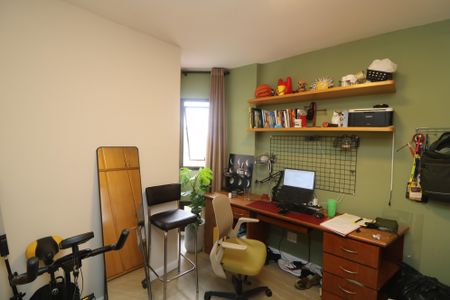 Apartamento à venda com 85m², 3 quartos e 1 vagaQuarto 2