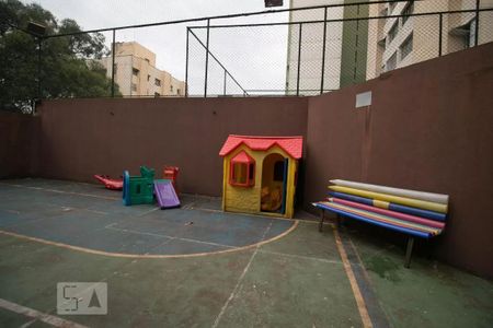 Apartamento à venda com 85m², 3 quartos e 1 vaga Apartamento à venda com 85m², 3 quartos e 1 vagaÁrea comum - Playground