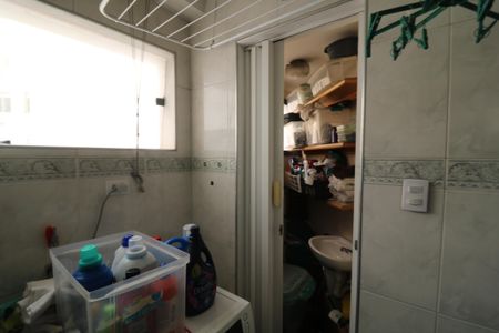 Apartamento à venda com 85m², 3 quartos e 1 vagaÁrea de Serviço