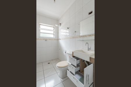 Casa para alugar com 140m², 3 quartos e 1 vagaBanheiro