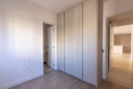 Apartamento à venda com 108m², 3 quartos e 2 vagas Apartamento à venda com 108m², 3 quartos e 2 vagasSuíte 2