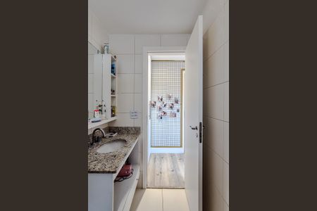 Apartamento à venda com 167m², 3 quartos e 2 vagas Apartamento à venda com 167m², 3 quartos e 2 vagasBanheiro da Suíte 3