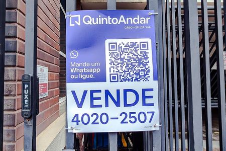 Apartamento à venda com 167m², 3 quartos e 2 vagas Apartamento à venda com 167m², 3 quartos e 2 vagasPlaquinha