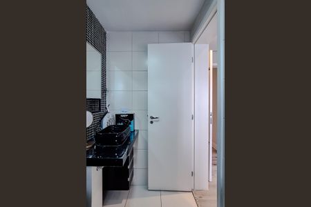 Apartamento à venda com 167m², 3 quartos e 2 vagas Apartamento à venda com 167m², 3 quartos e 2 vagasBanheiro da Suíte 2