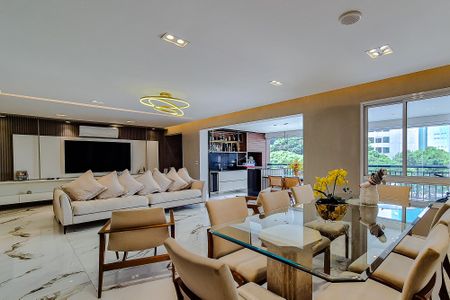 Sala de apartamento à venda com 3 quartos, 167m² em Água Branca, São Paulo