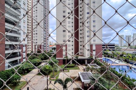 Apartamento à venda com 167m², 3 quartos e 2 vagas Apartamento à venda com 167m², 3 quartos e 2 vagasVista da Suíte 2