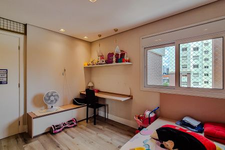 Apartamento à venda com 167m², 3 quartos e 2 vagas Apartamento à venda com 167m², 3 quartos e 2 vagasQuarto 3 - Suíte