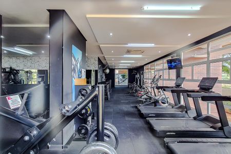 Apartamento à venda com 167m², 3 quartos e 2 vagas Apartamento à venda com 167m², 3 quartos e 2 vagasÁrea comum - Academia