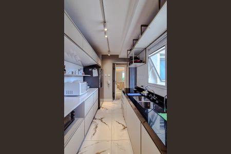 Apartamento à venda com 167m², 3 quartos e 2 vagas Apartamento à venda com 167m², 3 quartos e 2 vagasCozinha