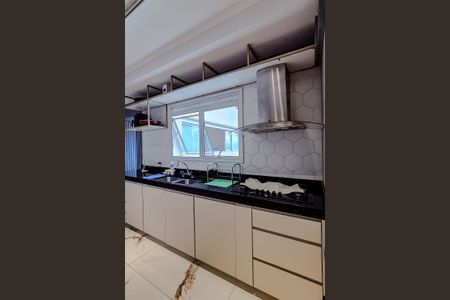 Apartamento à venda com 167m², 3 quartos e 2 vagas Apartamento à venda com 167m², 3 quartos e 2 vagasCozinha
